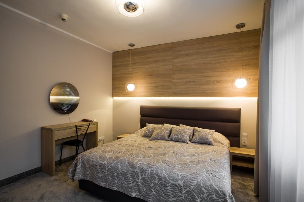 Hotel *** Nat Kołobrzeg Eksteriør billede