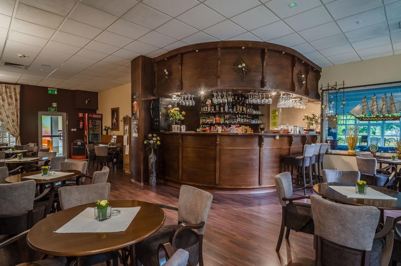 Hotel *** Nat Kołobrzeg Eksteriør billede