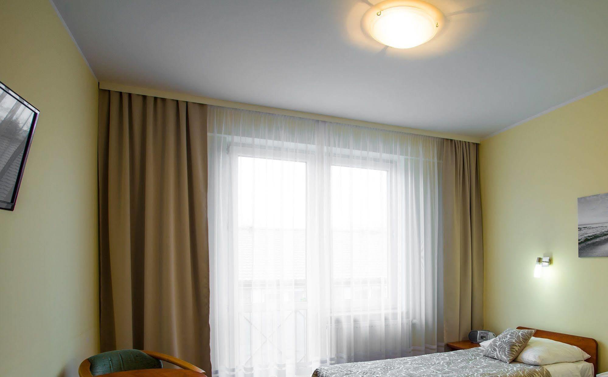 Hotel *** Nat Kołobrzeg Eksteriør billede